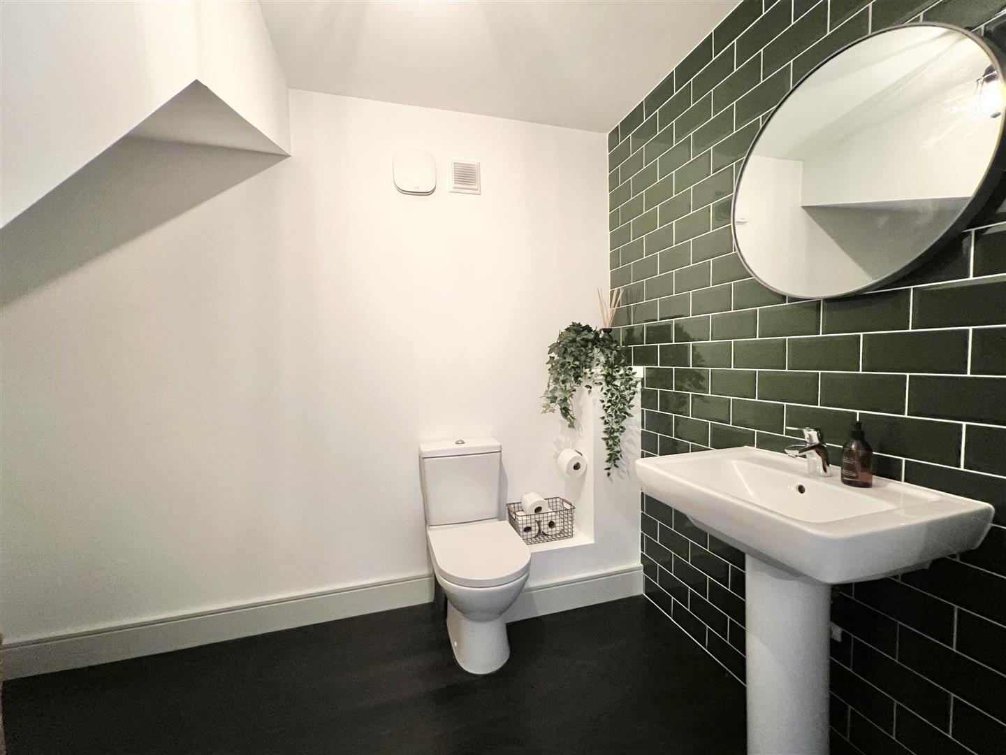 Mcguire Gate, Bothwell, Glasgow Residence Estate Agents